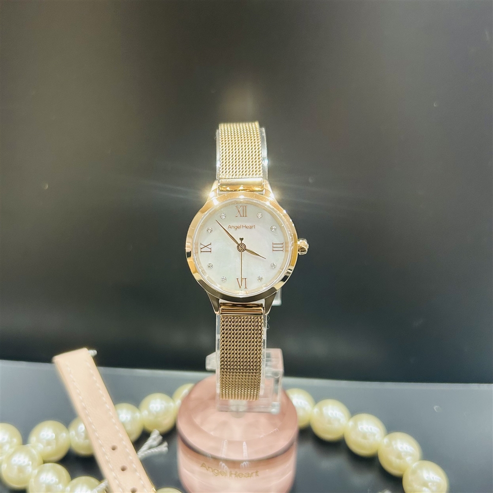 【Angel Heart】ギフトにもおすすめ♪ ベルトセットのご紹介〈junksルクア大阪〉