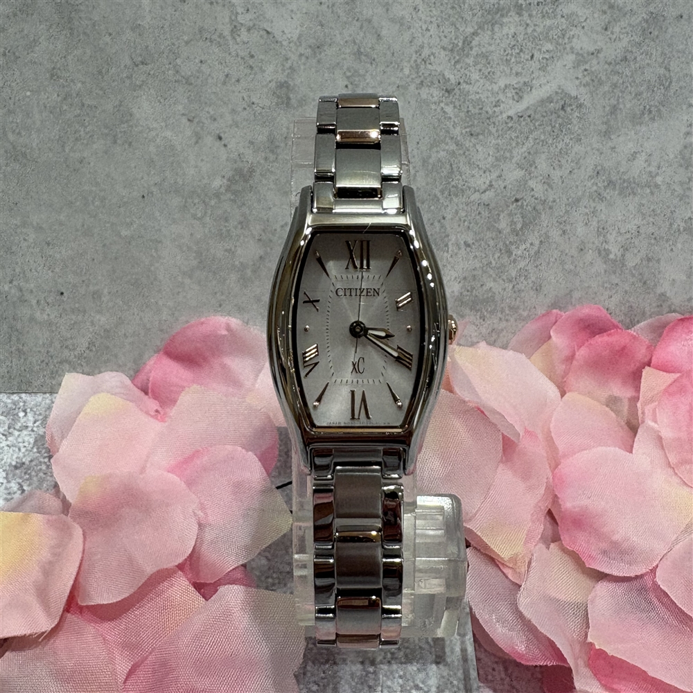 【xC】新社会人におすすめ　シルバー×ピンクゴールド　ソーラー時計のご紹介　〜レディース編〜〈junksルクア大阪・梅田〉