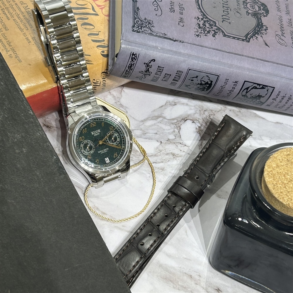 【KUOE】TIC TAC別注‼️ROYAL SMITH90-010の新カラー登場のお知らせ〈junks ルクア大阪店・梅田〉