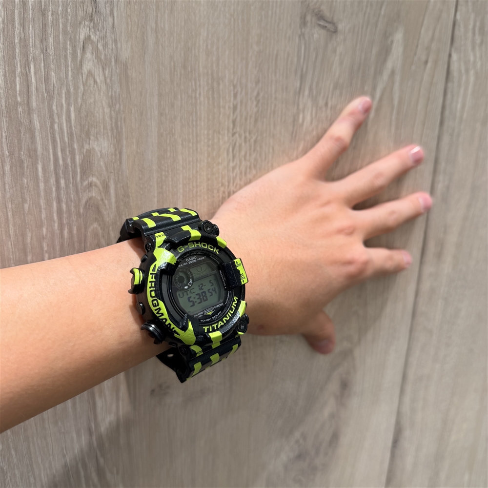 CASIO (G-SHOCK) ミスジヤドクガエルをモチーフにした本格ダイバーズウォッチ！！