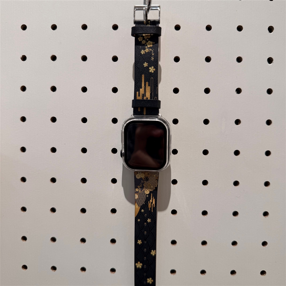 【CASSIS】アップルウォッチ新色ストラップ登場!!