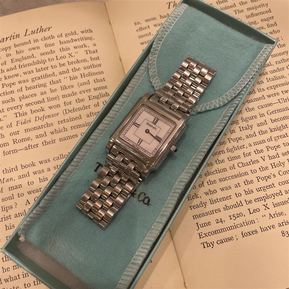 【ヴィンテージ】Tiffany&Co. クラシックスクエア入荷しております