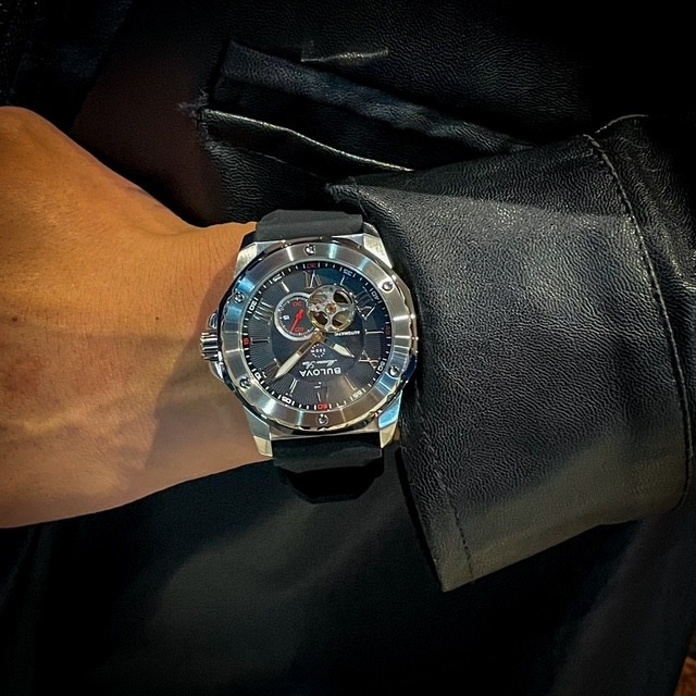 日本限定モデル「BULOVA］マリンスター！！