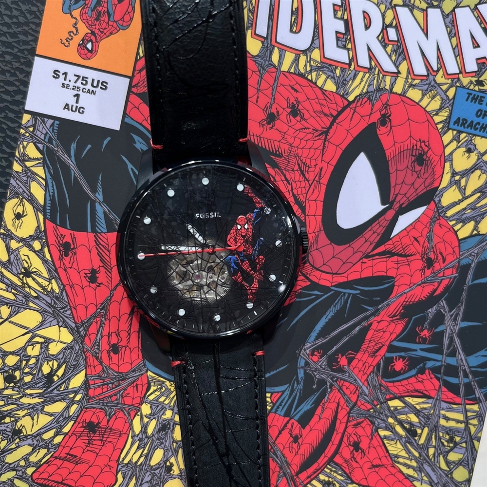 《TiCTAC調布パルコ店》好きを手元に!【FOSSIL】スパイダーマンコラボ腕時計