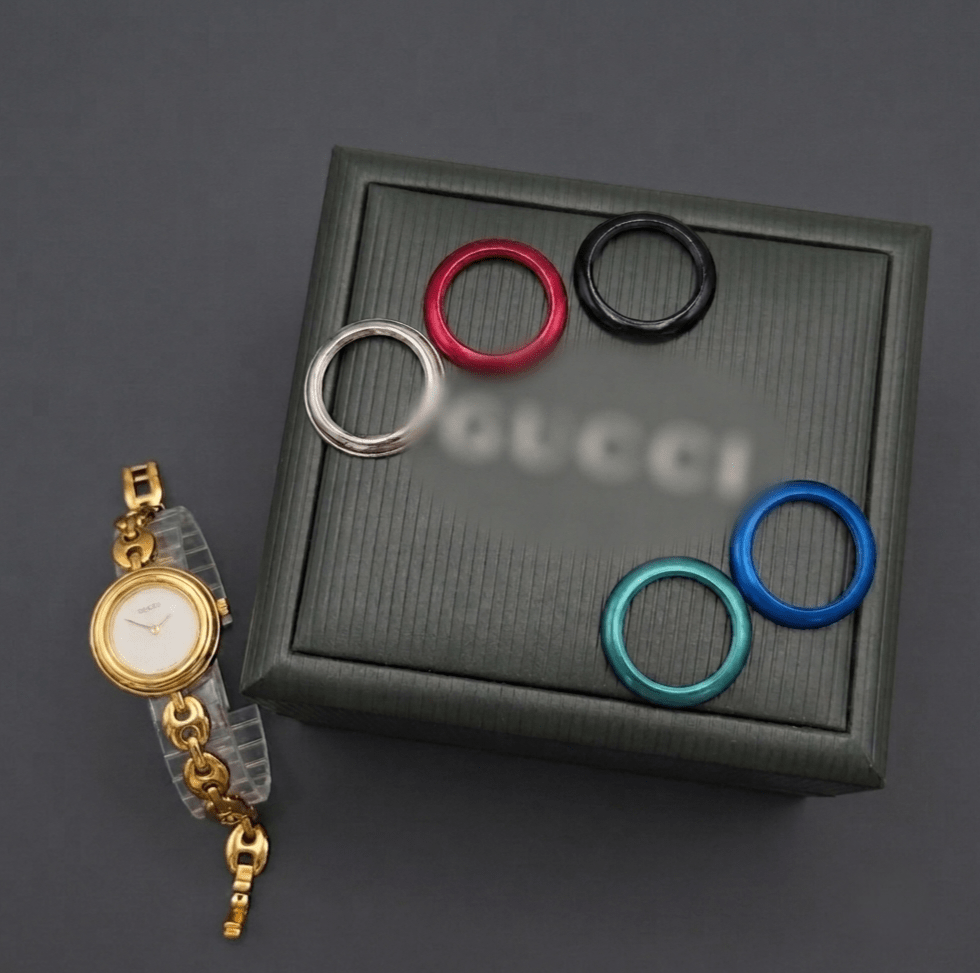 【イオンレイクタウン店】ヴィンテージウォッチ GUCCIチェンジベゼル入荷!!