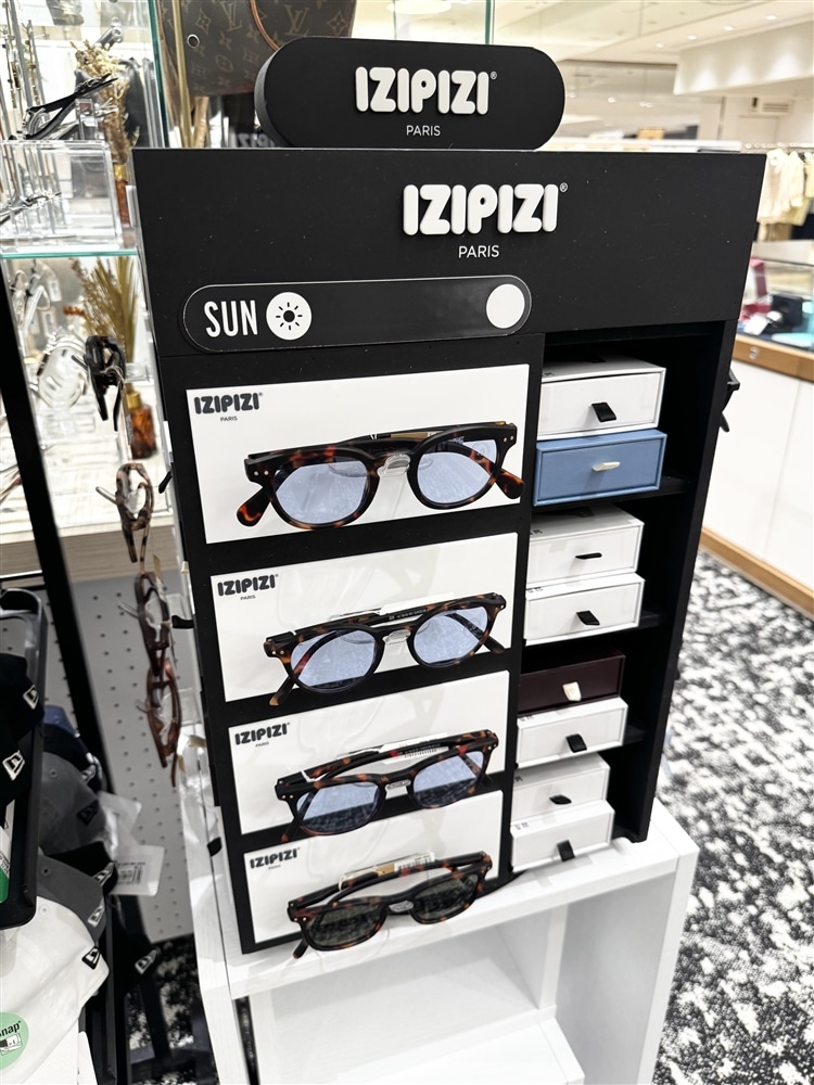 【IZIPIZI】（イジピジ）仙台エスパル店『サングラスはじめました』