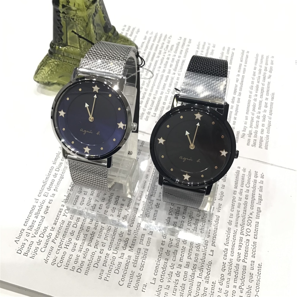 【agnes b.】星モチーフの35周年限定モデル