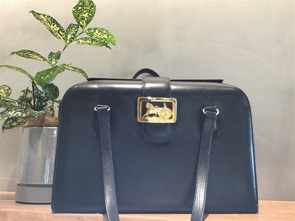 【VINTAGE】本日はCELINEのホースキャリッジハンドバックをご紹介致します！【グランフロント大阪（梅田）】