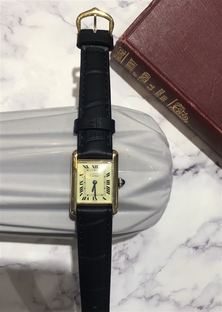 【VINTAGE】ヴィンテージカルティエ人気のマストタンクから手巻きの時計をご紹介いたします。【グランフロント大阪(梅田)】