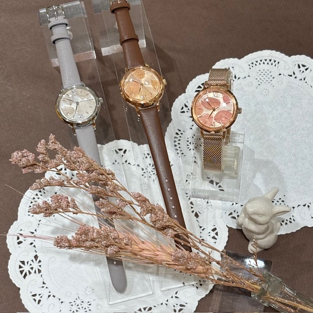【レディス／ギフトにおすすめ】贈る嬉しさも2倍に。お花×腕時計のプレゼント＊MATOW