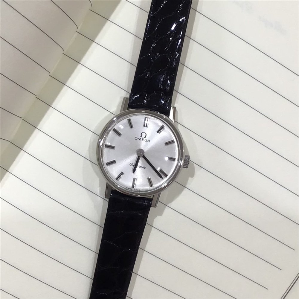 【VINTAGE OMGA】クラシックな手巻き時計