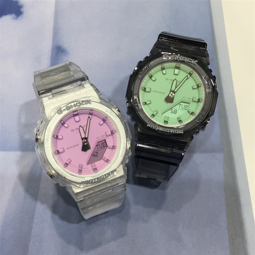 【G-SHOCK】色が変わる！？偏光文字盤★