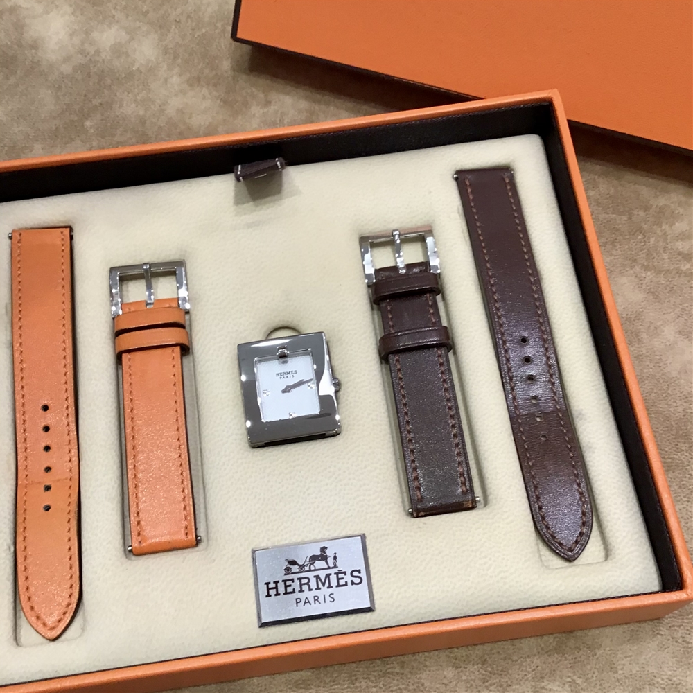 【アミュ鹿児島店】HERMES(ヴィンテージ)ベルトウォッチをご紹介！