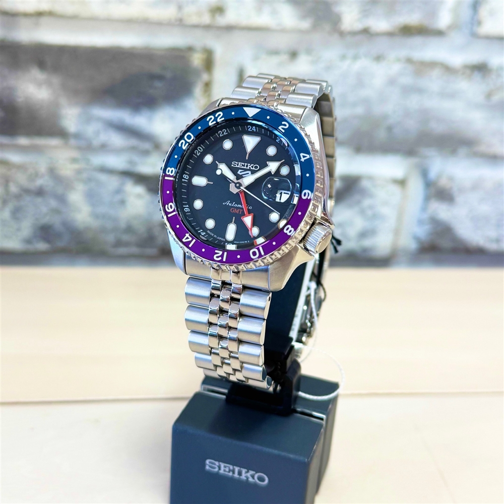 【軽井沢】日本限定カラー再入荷してます！【SEIKO5SPORTS】
