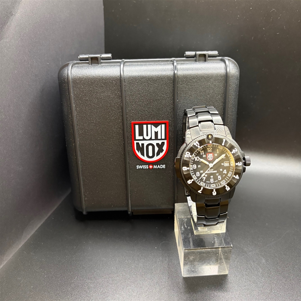 【LUMINOX】日本限定復刻 ”NIGHT HAWK”入荷