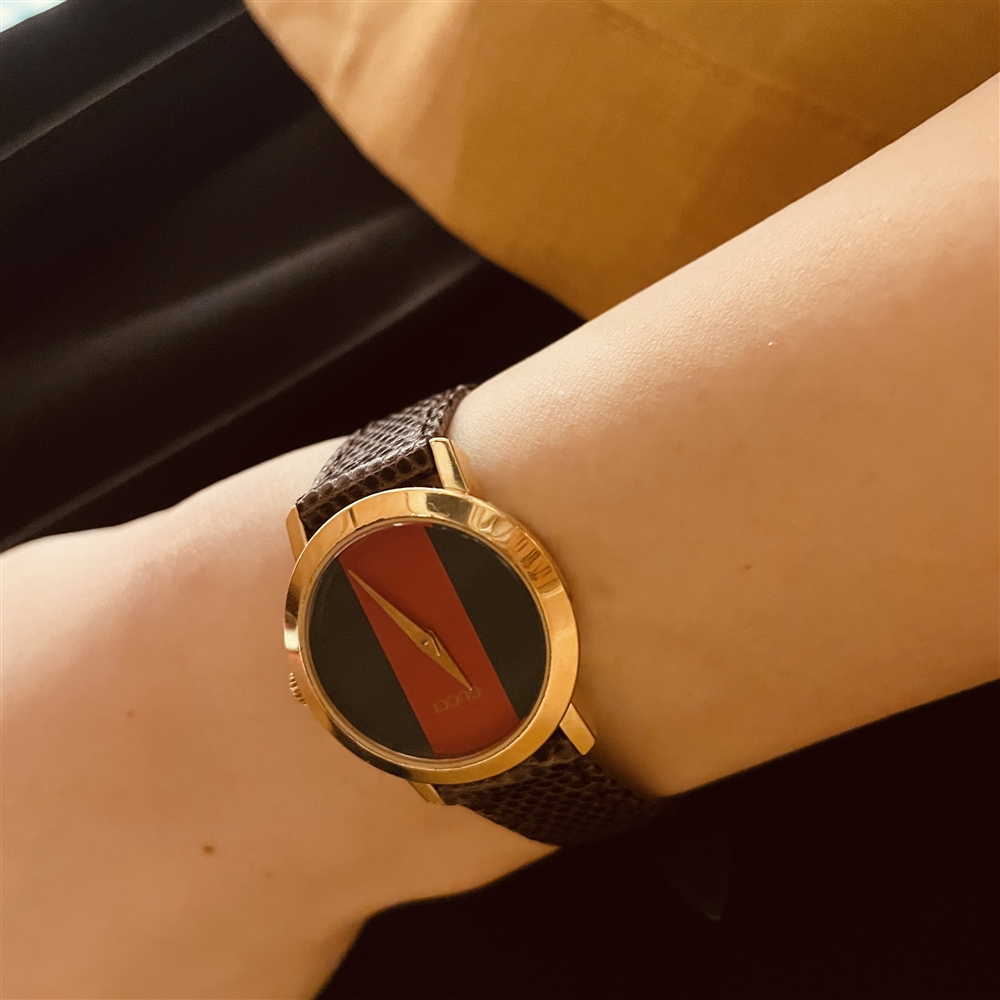 【GUCCI】ヴィンテージ2200L入荷いたしました*