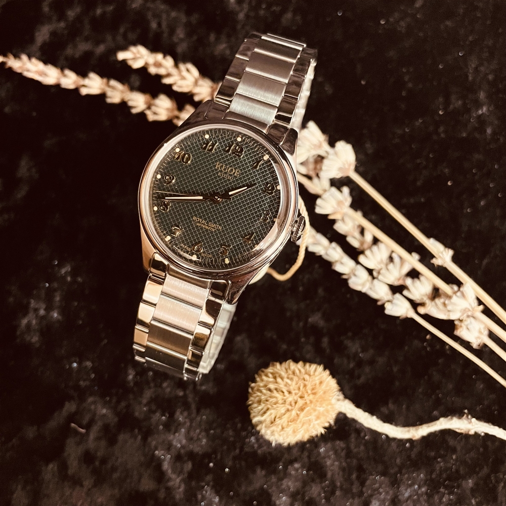 【KUOE】ロイヤルスミス新作のご紹介♪