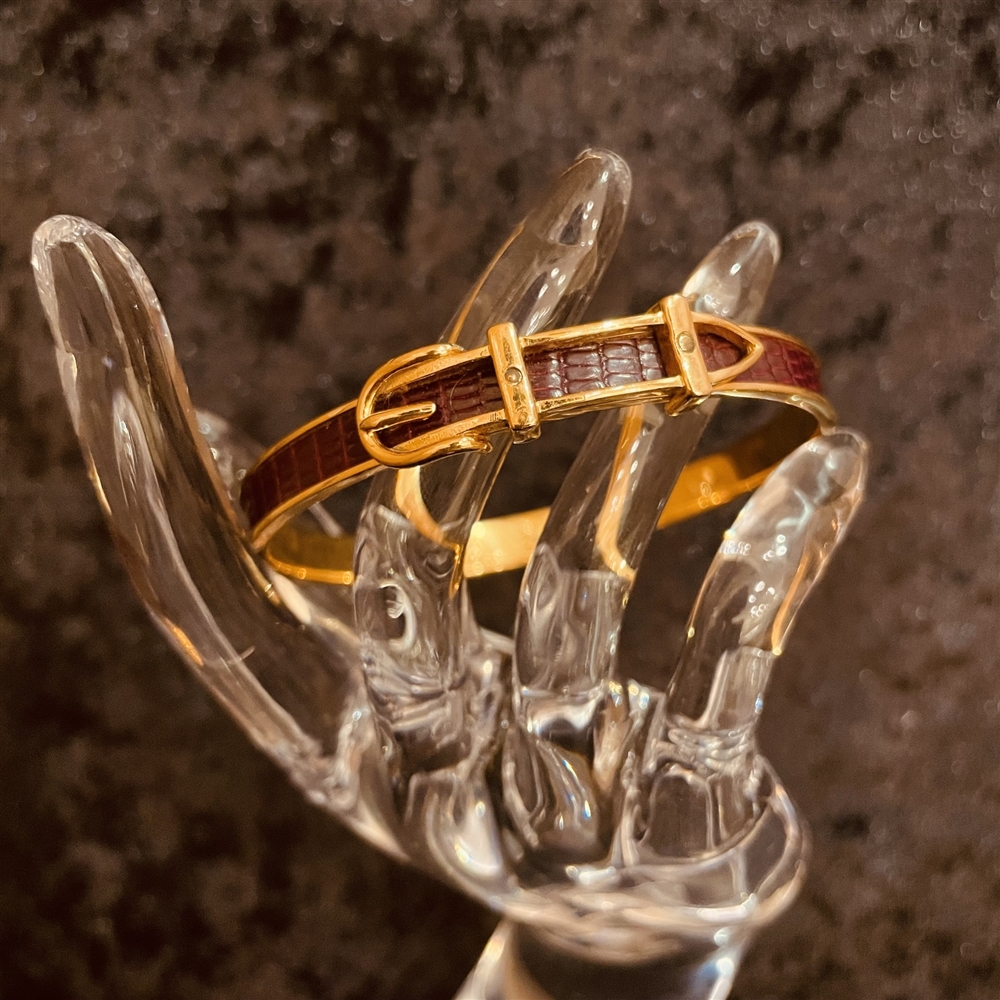 【HERMES-VINTAGE-】腕時計と合わせてカワイイ◎