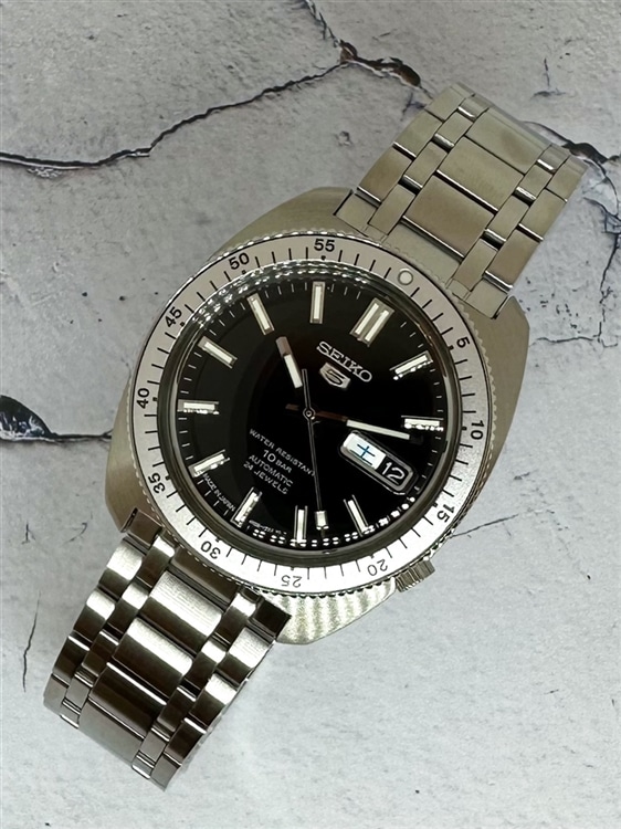 SEIKO 5 SPORT 97年復刻モデル。希少。 SEIKO 5 SPORTS】世界限定9,999本！人気ヘリテージデザインの