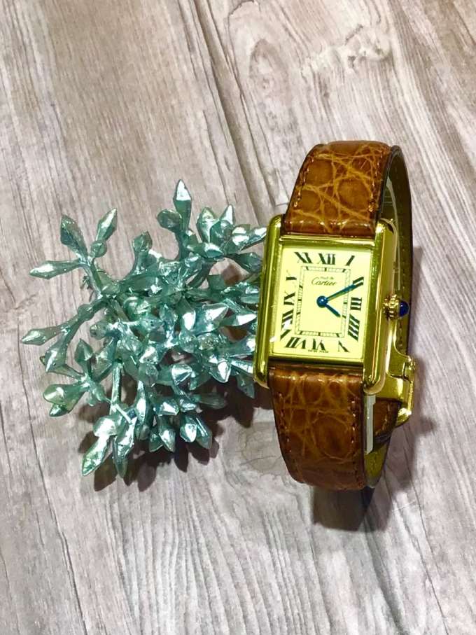 ＊Cartier  vintage＊　即完売モデル入荷★