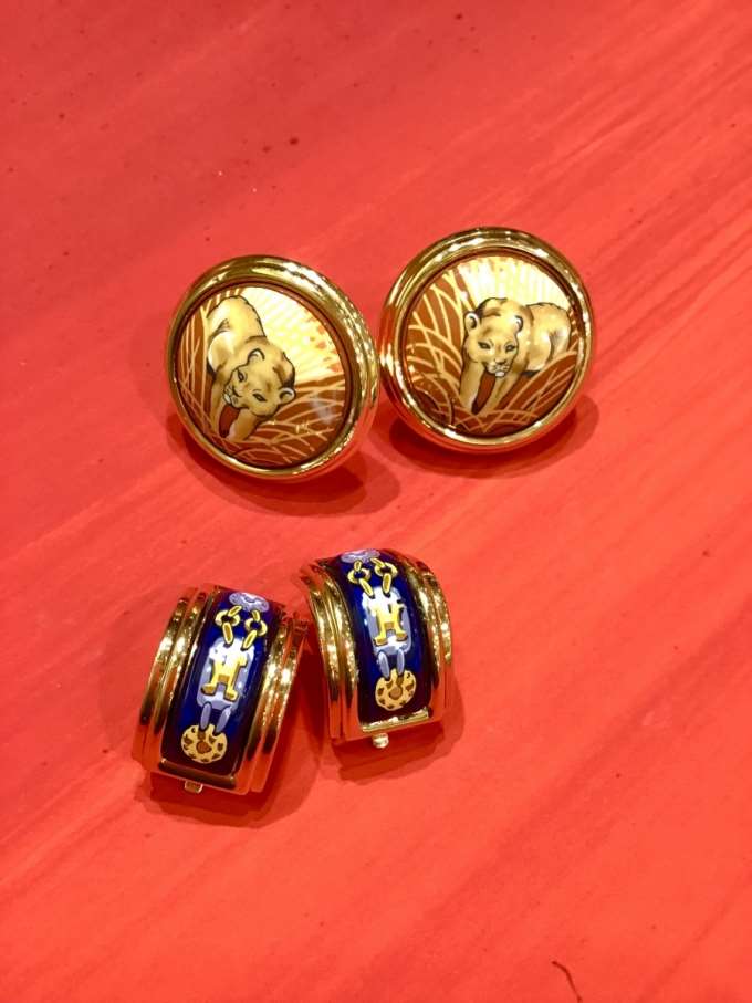 ＊HERMES vintage ＊　émail  earrings