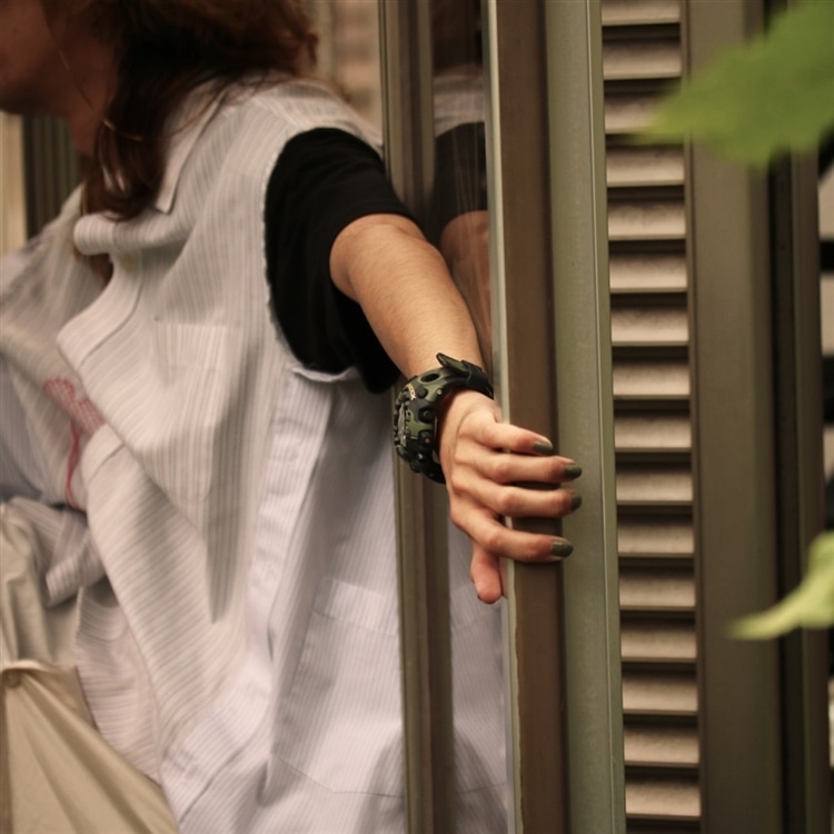 胡桃様迷彩柄です。 G-SHOCK】この迷彩、隠れる気ゼロ。カモフラージュ柄の個性派ウォッチ