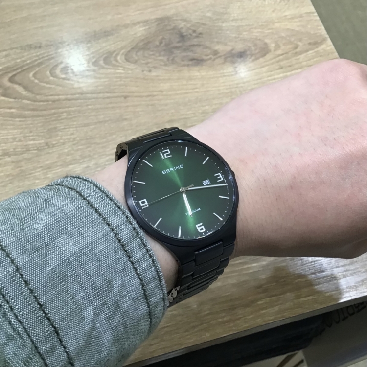 BERING 腕時計 グリーン×ピンクゴールド×ブラック | hartwellspremium.com