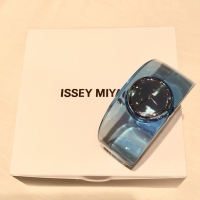 【ISSEY MIYAKE】Oシリーズ再販カラー　ライトブルー入荷！