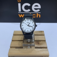 【 ice watch 】ソーラーウォッチ！！