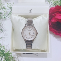 【xC】贈り物にクロスシーの腕時計
