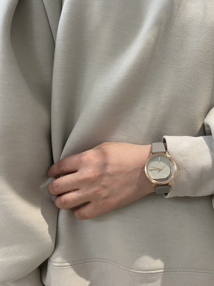 池袋パルコ店】大人っぽいニュアンス色 KLASSE14 TiCTAC別注 腕時計