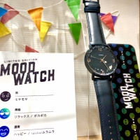 シンプルなおもしろ時計【MOOD WATCH】