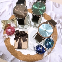 【DANISH DESIGN】チョコレートと一緒に贈るおしゃれな時計...♡