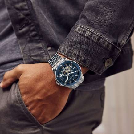 BULOVA】人気ダイバーズにメタルモデル登場＆ノベルティキャンペーン