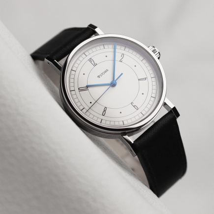ドイツ時計【STOWA】バウハウス100周年記念、日本限定モデル第2弾