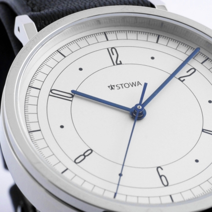 ドイツ時計【STOWA】バウハウス100周年記念、日本限定モデル第2弾