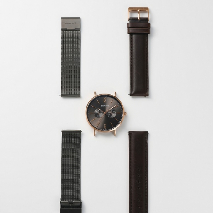 YOLAKO 正規品ホイール腕時計　新品　限定販売　レッドカラー