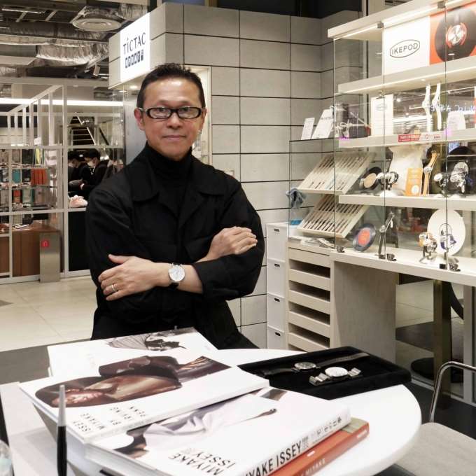 #023 ISSEY MIYAKE Wのイニシャル “W”が発信するメッセージとは?